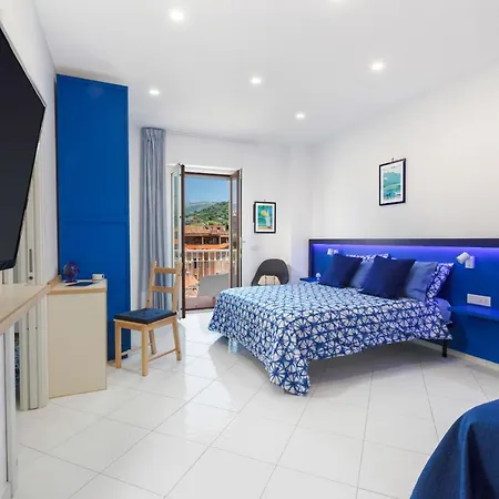 Cafiero Guest House Sorrento Buitenkant foto
